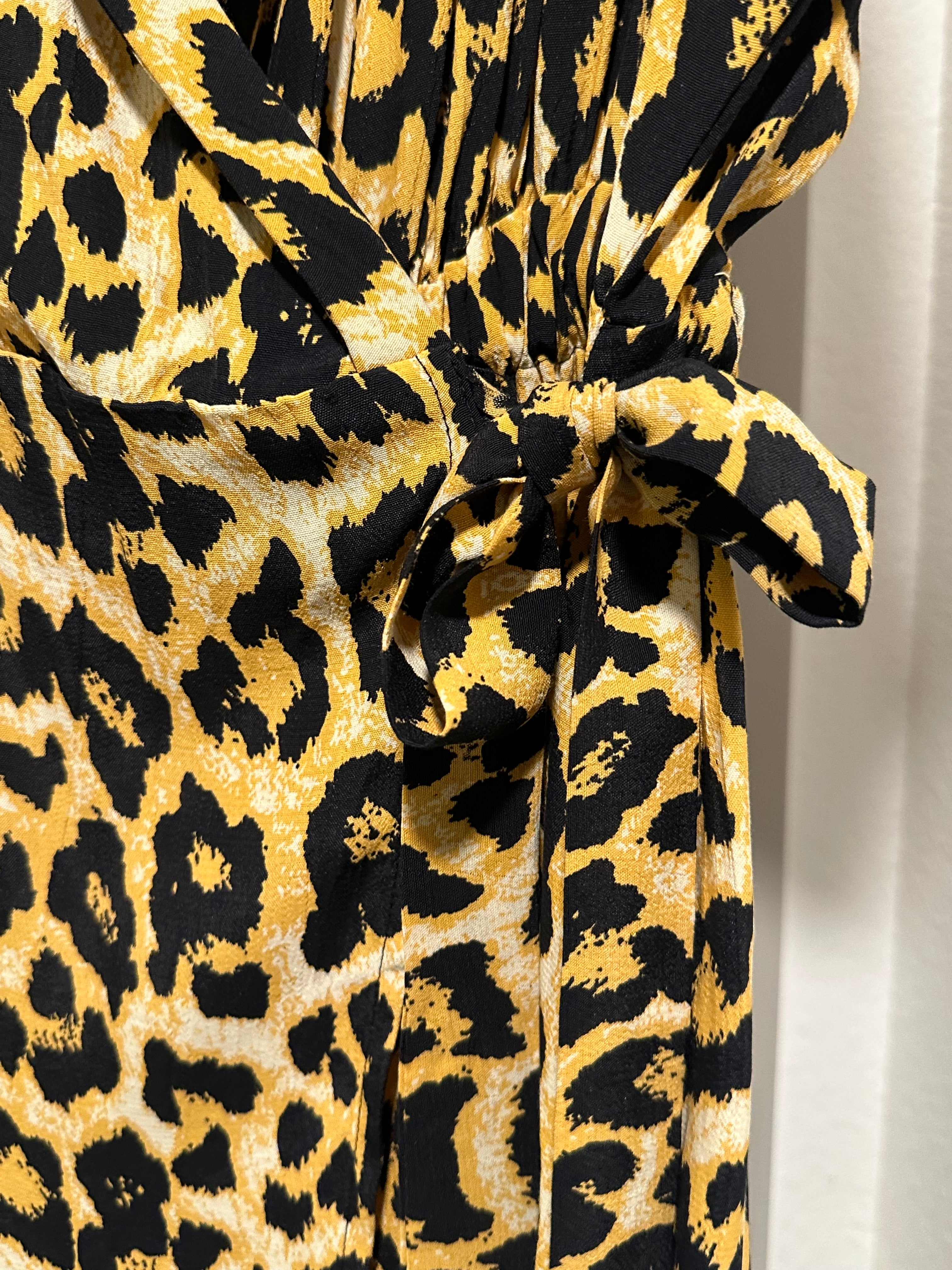 Urban Outfitters Mustard Leopard Print Faux Wrap Tie Waist Romper | M | Excellent Pre-Owned